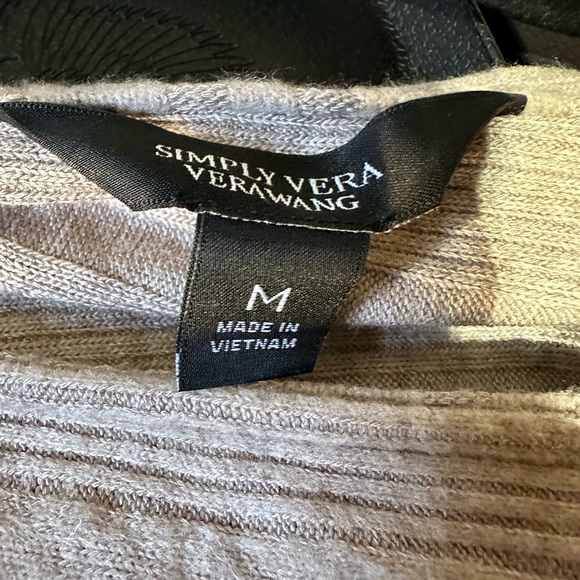 NWT women’s Simply Vera Vera Wang long sleeve top Sz M - Picture 4 of 6